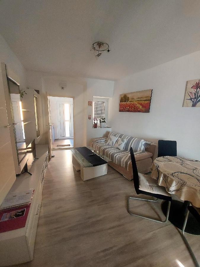 Apartma_Samy Izola Zewnętrze zdjęcie