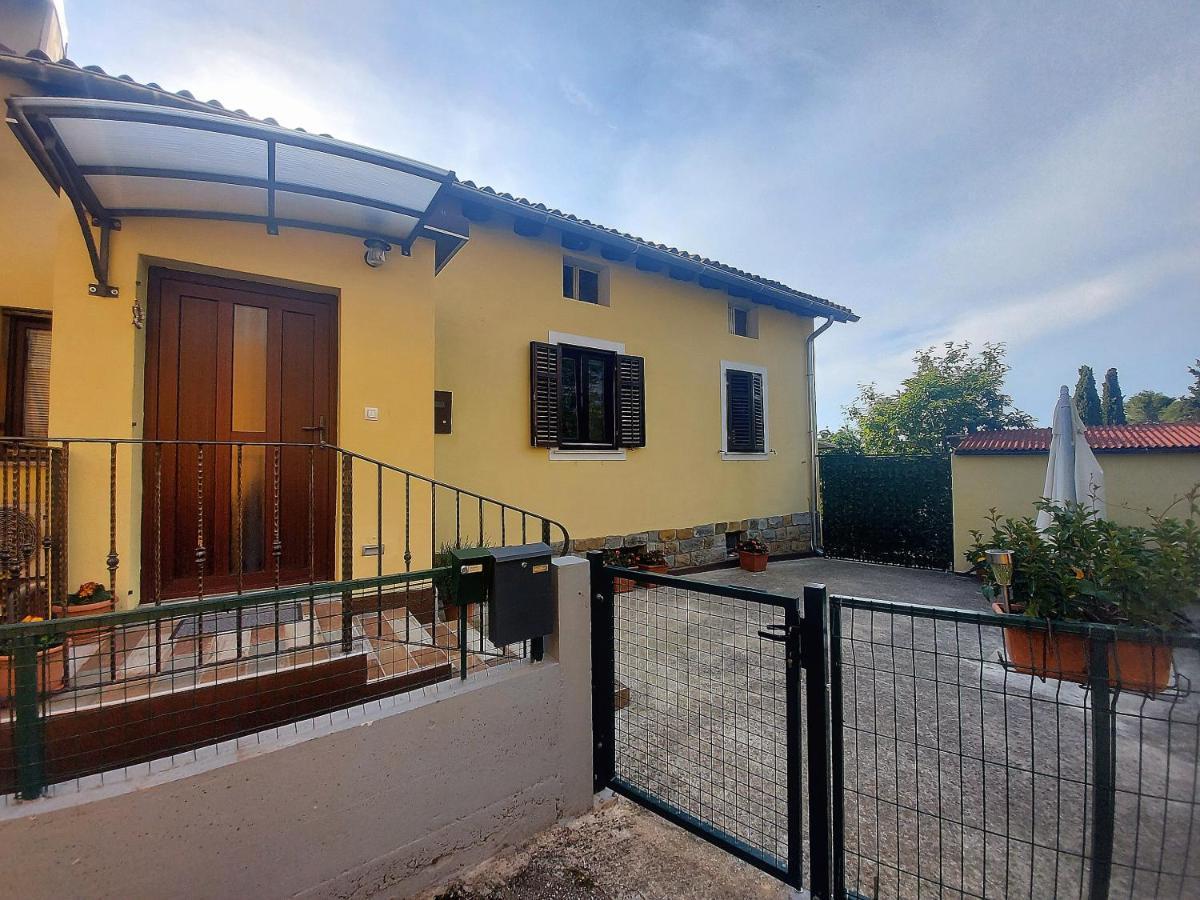 Apartma_Samy Izola Zewnętrze zdjęcie